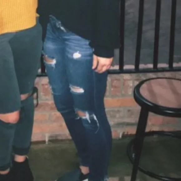 American eagle Jeans - Picture 2 of 2